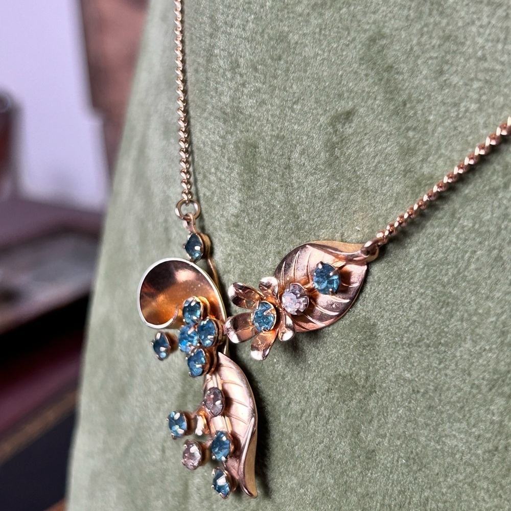 Vintage ant pendant gold-toned necklace, Aqua White rhinestones Whimsy Nature - Picture 7 of 10